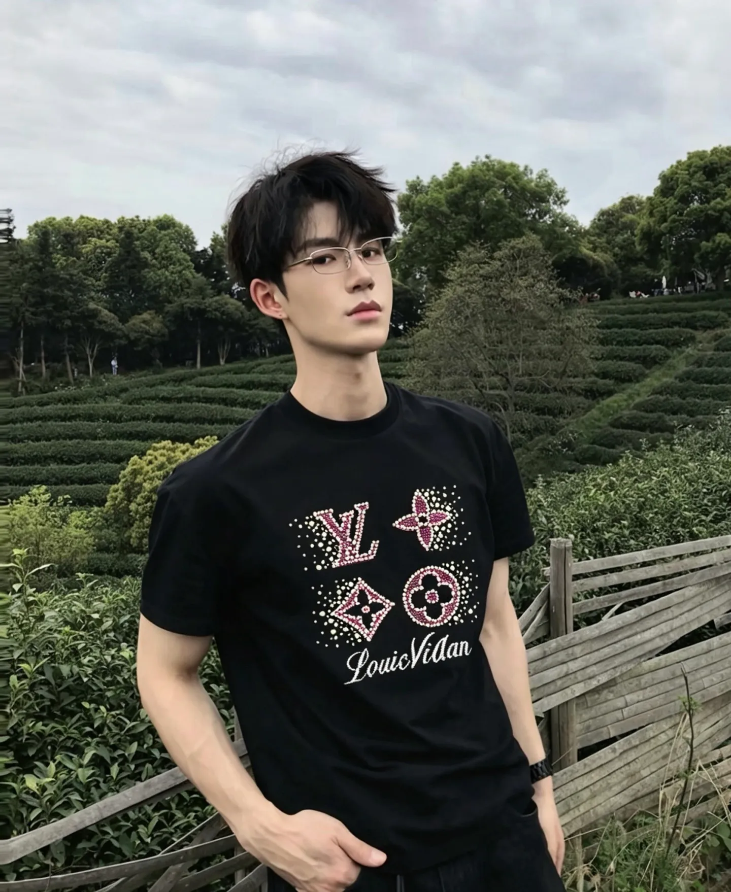 Louis Vuitton/Louis Vuitton line bead embroidery round neck short sleeves